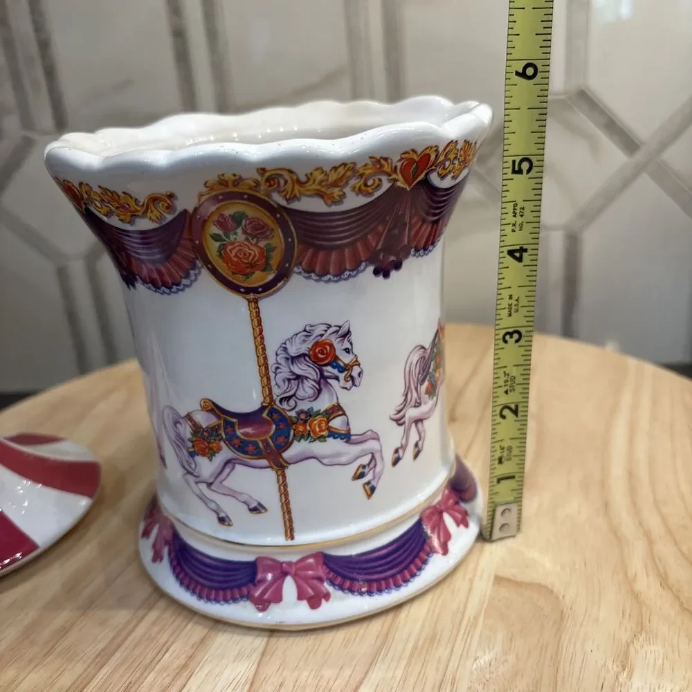 Vtg 1982 Teleflora Ceramic canister musical carousel horse design 8